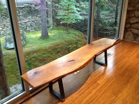 Live edge bench close-up, wood grain detail