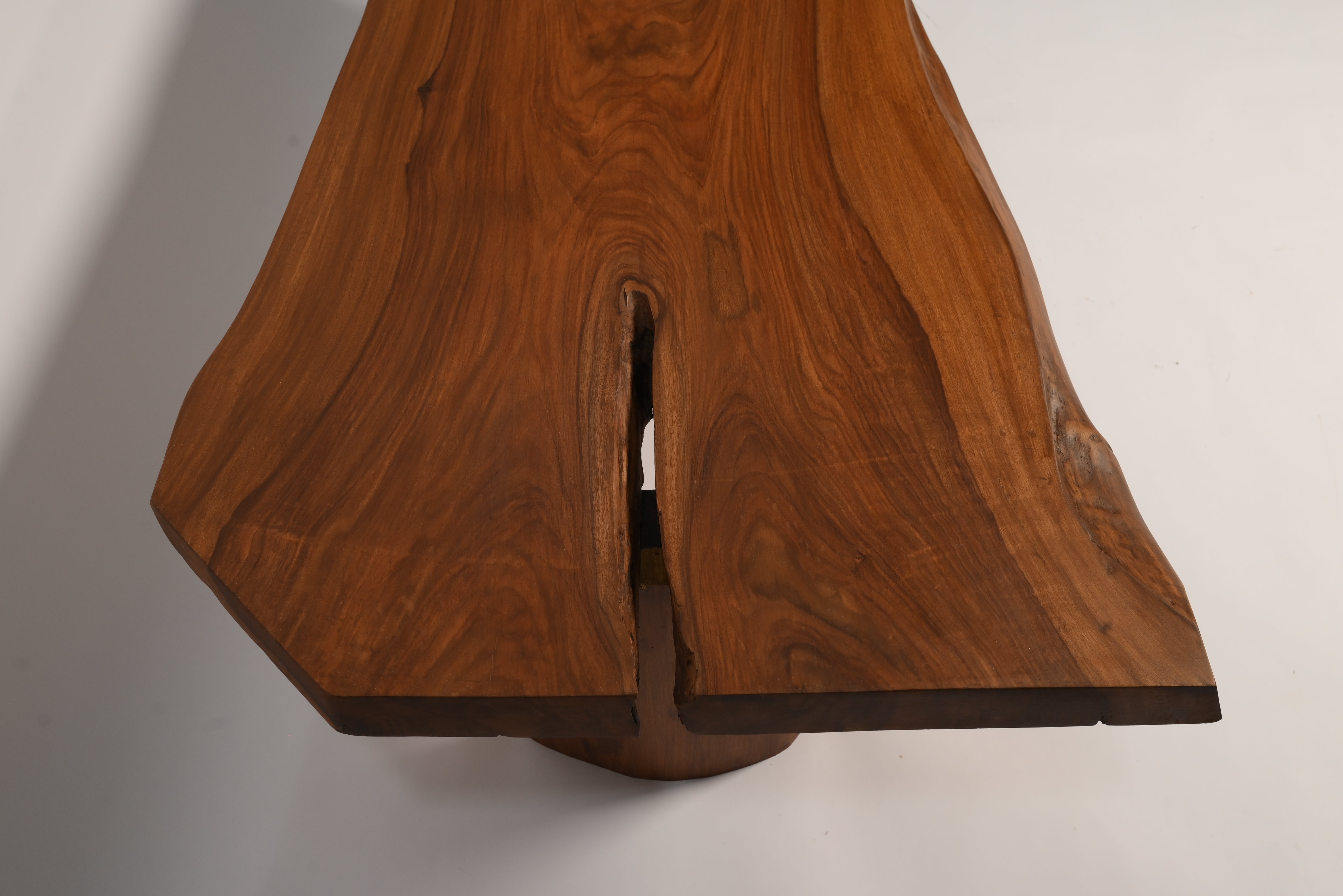 Live edge center table, full room setting