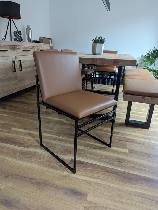 P20 Arzo: Dining Chair