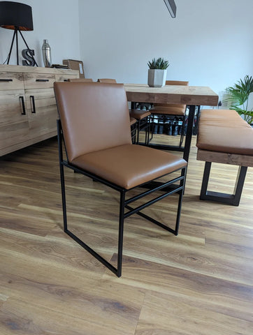 P20 Arzo: Dining Chair