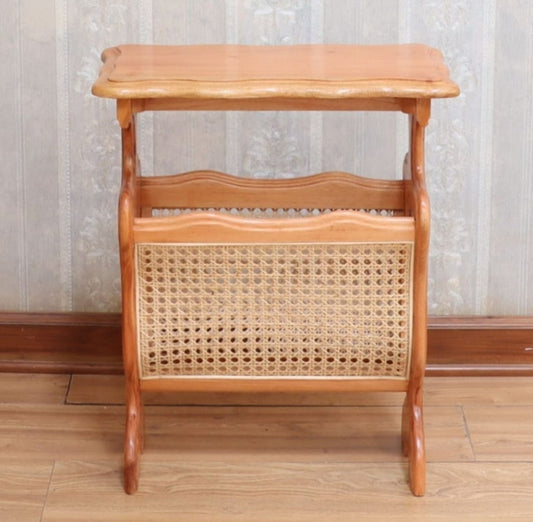 R50 Cane Haven rattan side table