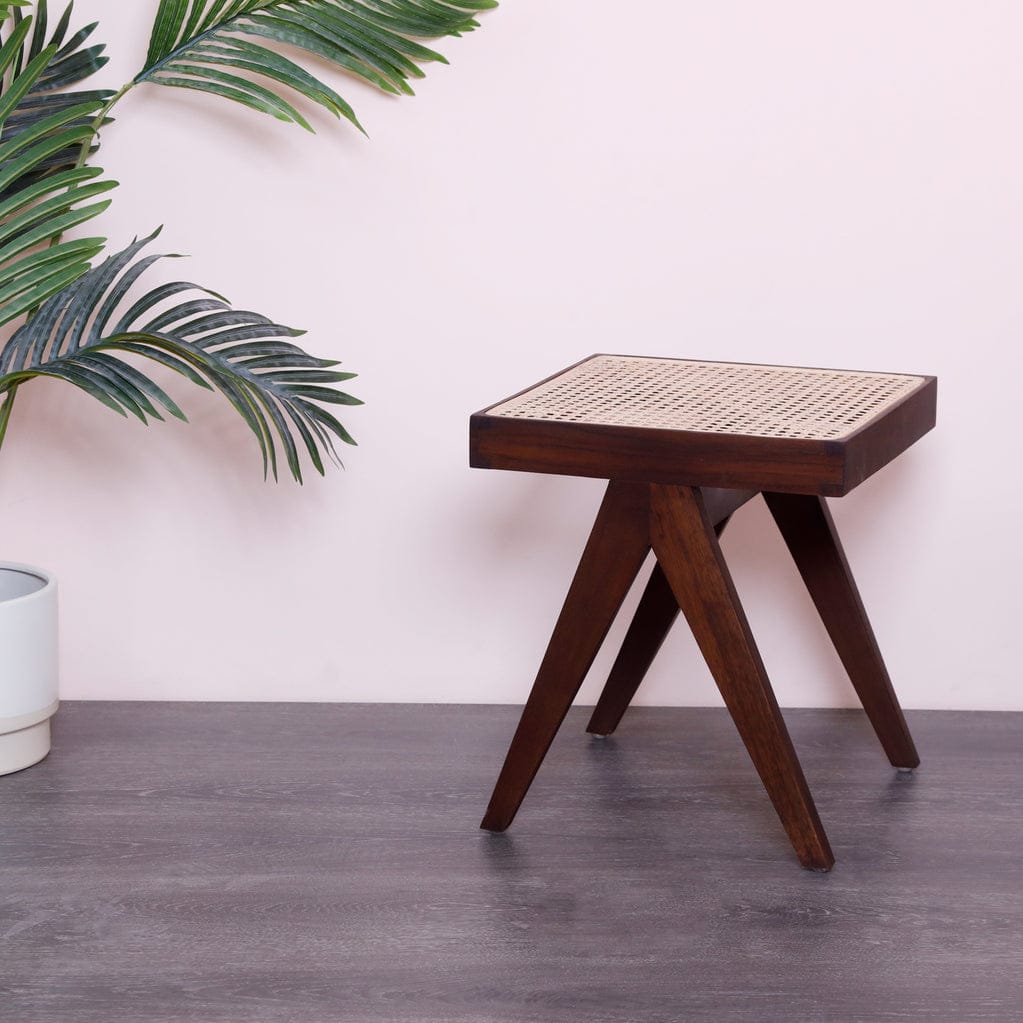 Side angle of Weave Nest bench highlighting wood frame