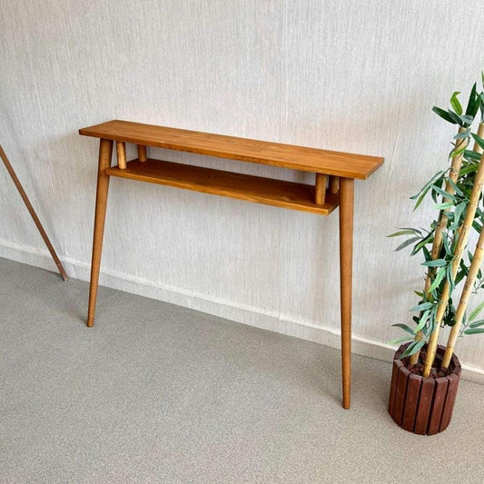 W48 Lento: Console Table