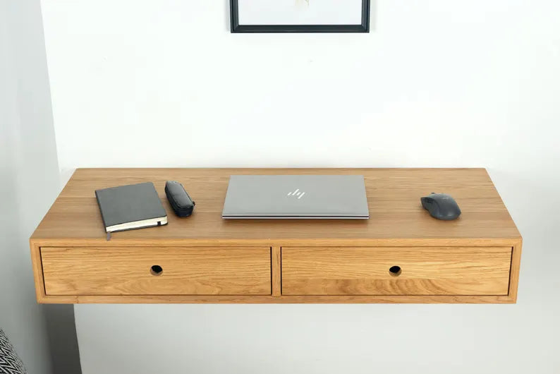 W66 Timbera: Study Table