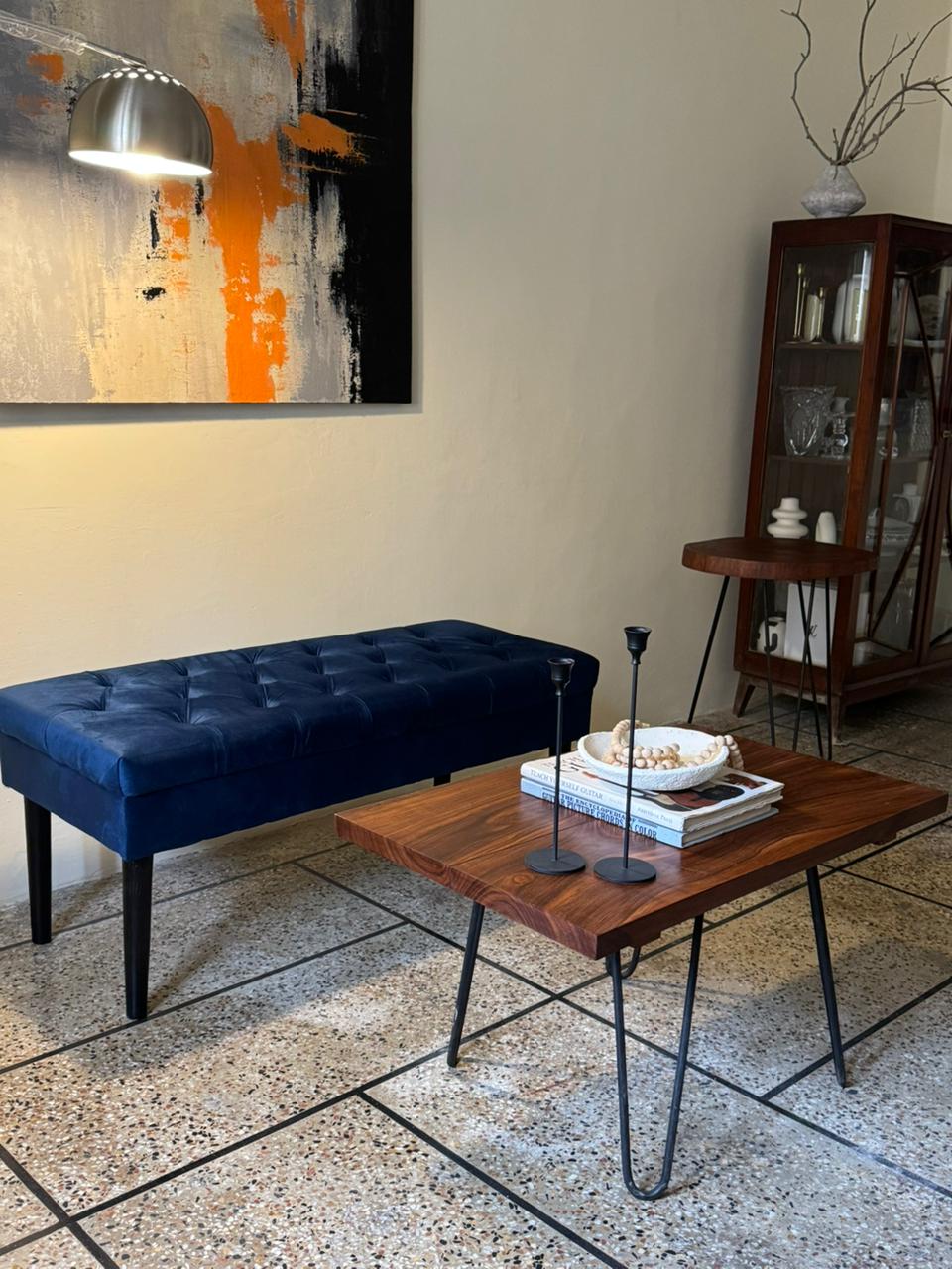 P29 Cozy Cubs: Modern Bench