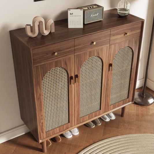 R42 TerraRack: Rattan Shoe Rack