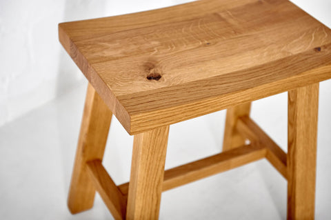 W36 Ravia:  Lounge  Stool