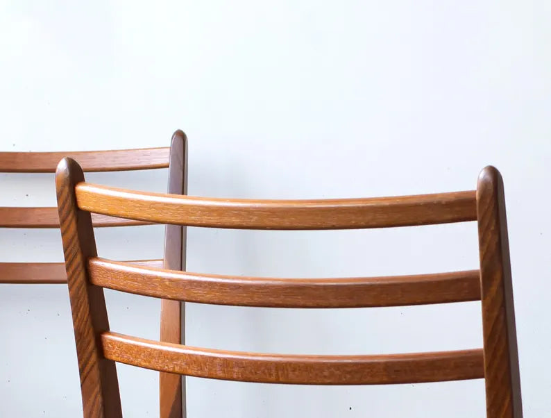 dining chair close-up grain detail