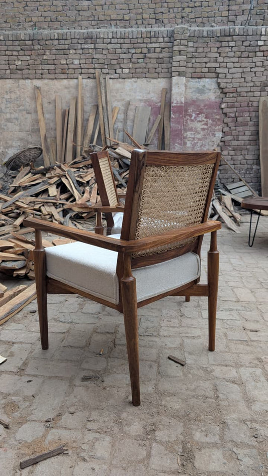 R46 PureWeave: Rattan Lounge  Chair