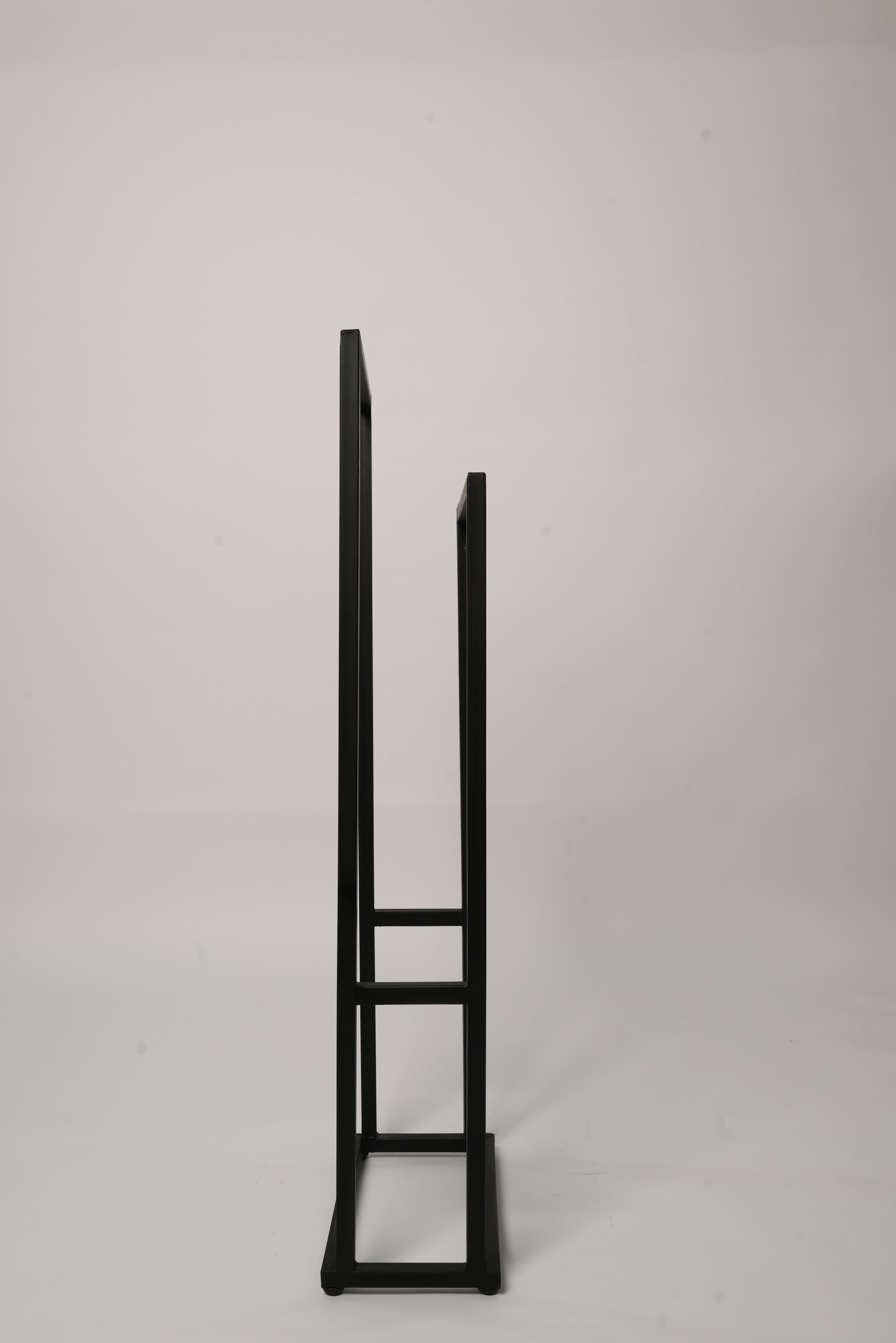 metal towel stand side profile